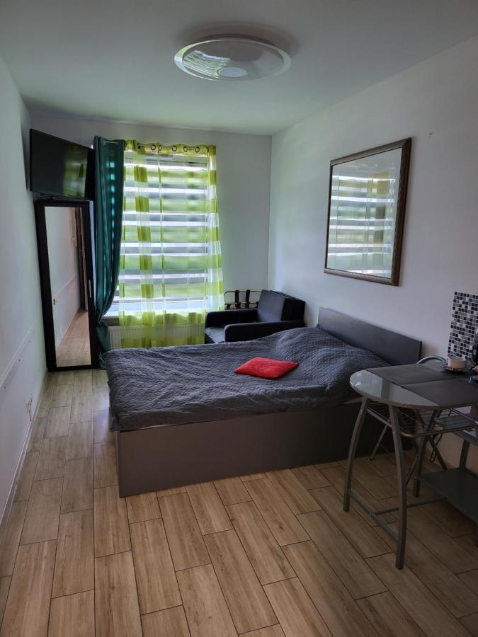 Apartamenty Galeria Polnocna Warschau Buitenkant foto